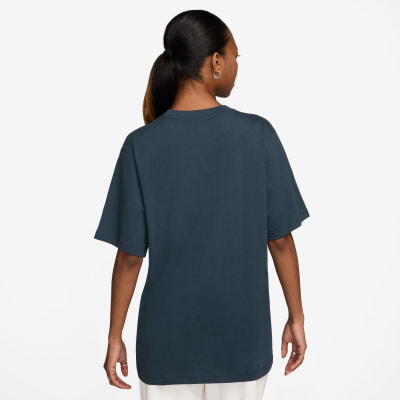 Nike Sportswear Essential női póló