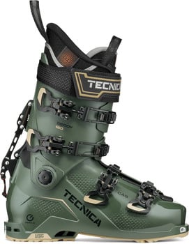 Grüner Tecnica Skischuh mit schwarzen Schnallen und goldenem Logo.