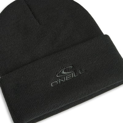 Schwarze Strickmütze mit O'Neill-Logo auf der Vorderseite. Schwarze Strickmütze mit O'Neill-Logo auf der Vorderseite.