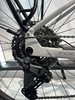 Shimano CUES Schaltwerk am Focus Fahrrad mit Kassette.