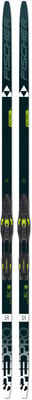 Fischer Speedpro Skier mit Bindung für sportliche Skifahrer. Fischer Speedpro Skier mit Bindung für sportliche Skifahrer.