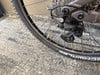 Shimano Deore Schaltwerk an einem Mountainbike.