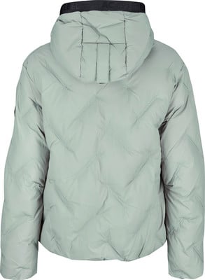 Rückansicht einer hellgrünen Daunenjacke mit Kapuze und Steppung.