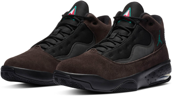 jordan max aura 2 velvet