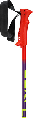 Roter Skistockgriff mit schwarzer Schlaufe und violettem Schaft. Roter Skistockgriff mit schwarzer Schlaufe und violettem Schaft.