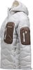Leichte Daunenjacke in Grau mit braunen Taschen und Peak Performance Logo.
