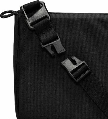 Nike Acg Daymax Crossbody Umhängetasche