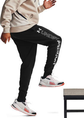Under Armour Rival FL Box férfi kapucnis felső