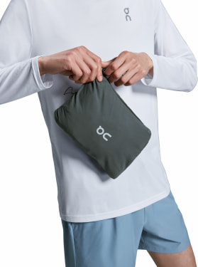 Core Laufjacke mit Kapuze