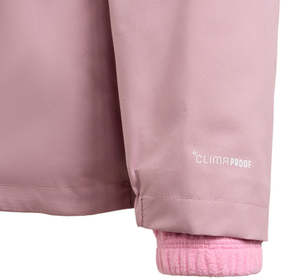 Eine rosafarbene Jacke mit der Aufschrift CLIMA PROOF am Ärmel. Eine rosafarbene Jacke mit der Aufschrift CLIMA PROOF am Ärmel.