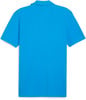 Ein blaues Poloshirt mit kurzen Ärmeln und Kragen.