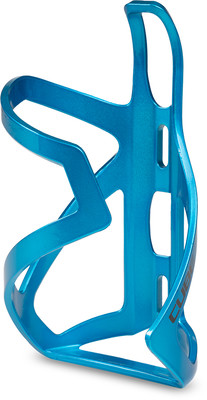 Blauer Fahrradflaschenhalter aus Metall mit CUBE-Aufschrift.
