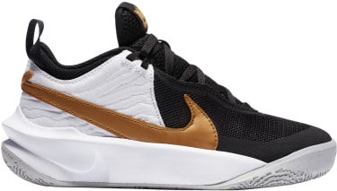 Team Hustle Basketballschuhe