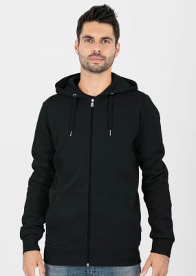 Ein Mann in einem schwarzen Kapuzenpullover mit Reißverschluss. Ein Mann in einem schwarzen Kapuzenpullover mit Reißverschluss.