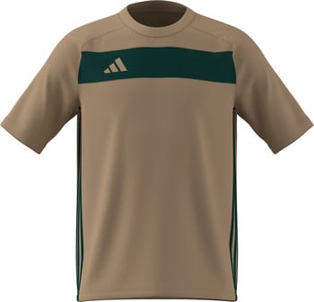 Beiges Adidas T-Shirt mit dunkelgrünem Streifen und Logo.