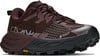 Herren-Wanderschuh von Hoka mit Gore-Tex-Membran in dunkelweinrot.