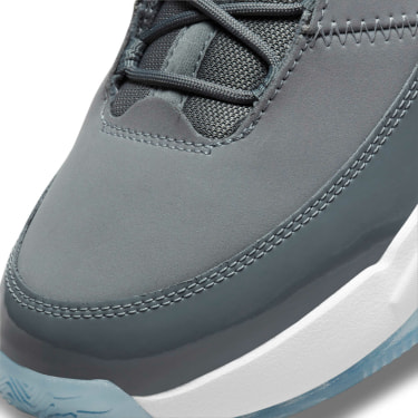 Jordan Max Aura 3, basketbalová obuv
