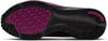 Laufschuhsohle mit violettem Muster und Nike Air Zoom Schriftzug.