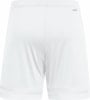 Weiße Shorts mit Aeroready-Logo hinten und feinem Streifen unten.
