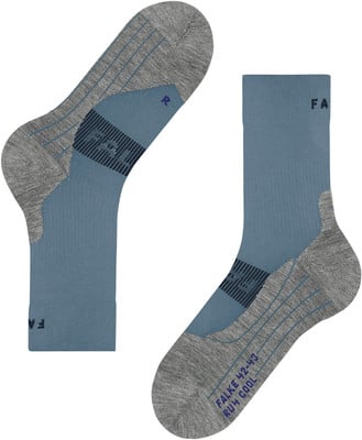 Blaue Sportsocken mit grauen Elementen und Markenlogo. Blaue Sportsocken mit grauen Elementen und Markenlogo.