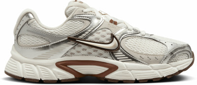 Nike V5 Runner Női szabadidőcipő amerikai méret