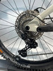 Detail des Schaltwerks und der Kassette eines Mountainbikes.