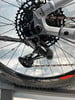 Detail des SRAM-Schaltwerks an einem Mountainbike.
