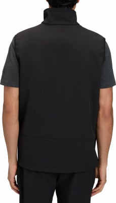 Rückansicht eines Mannes in schwarzer Weste und grauem T-Shirt. Rückansicht eines Mannes in schwarzer Weste und grauem T-Shirt.