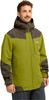 Ein Mann in einer grünen Jacke mit Kapuze und braunen Details steht vor weißem Hintergrund.