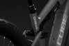 Federung eines Cube Mountainbikes mit Dämpfer und ONE44 Schriftzug.