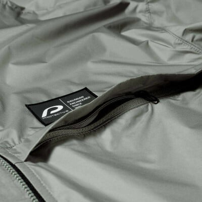 Protective P-Eazy Windjacke