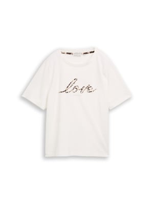 Fehér póló 'love' felirattal és állatmintával.