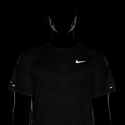 Nike Stride Laufshirt