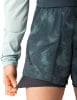 Dynafit Laufshorts für Damen mit integrierten Shorts und modernem Print.