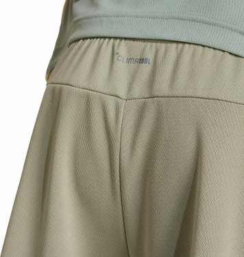 Train Essentials Camo 3-Streifen Shorts