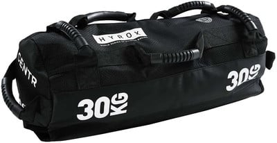 Schwarzer Trainingssack mit Hyrox-Logo und 30 kg Angabe.