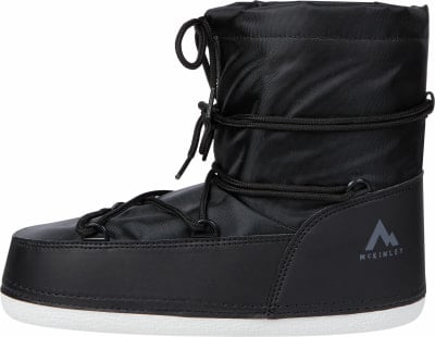 Schwarzer McKinley Winterstiefel mit weißer Sohle und Schnürung. Schwarzer McKinley Winterstiefel mit weißer Sohle und Schnürung.