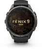 Garmin Fenix 9 Pro Smartwatch mit topografischem Zifferblatt.