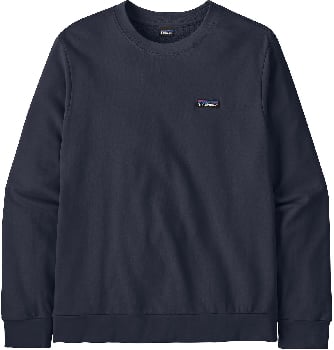 Dunkelblaue Sweatshirt mit kleinem Patagonia-Logo auf der Brust.