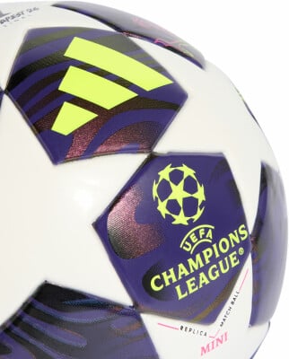 adidas UCL MINI F focilabda