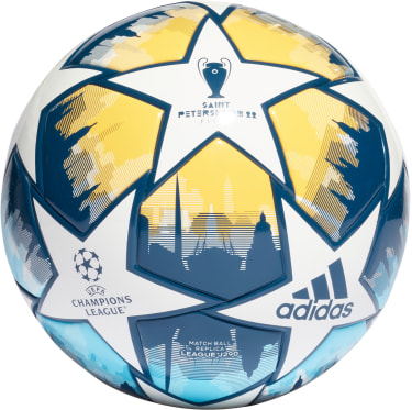 UCL St. Petersburg Junior League 290 Fußball