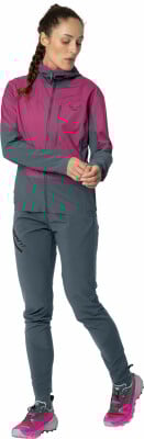 Dynafit Traverse Ins Hooded Hybridjacke mit Kapuze Dynafit Traverse Ins Hooded Hybridjacke mit Kapuze