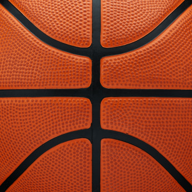 Basketbalový míč