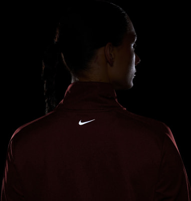 Nike Swoosh běžecká střední vrstva 