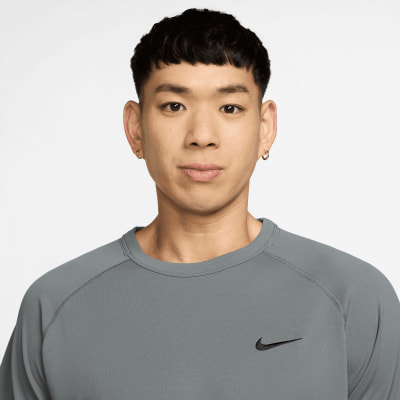 Nike DriFit Hyverse T-Shirt