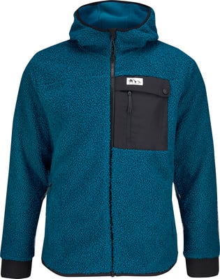 Blaue Fleecejacke mit Kapuze und schwarzer Brusttasche. Blaue Fleecejacke mit Kapuze und schwarzer Brusttasche.