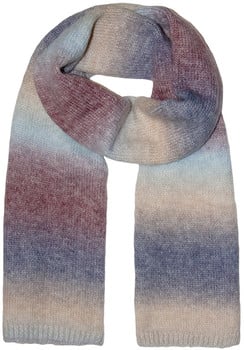 Gestrickter Schal mit einem sanften Farbverlauf von Weinrot über Hellblau bis Beige.