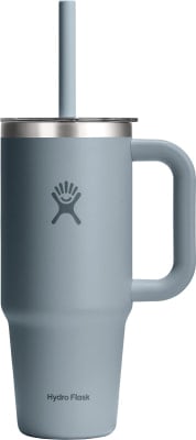Graue Hydro Flask Tasse mit Strohhalm und Logo. Graue Hydro Flask Tasse mit Strohhalm und Logo.