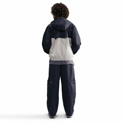 Nike Windjacke mit Kapuze