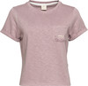Rosa T-Shirt mit kurzen Ärmeln und Blumenprint auf der Brusttasche.